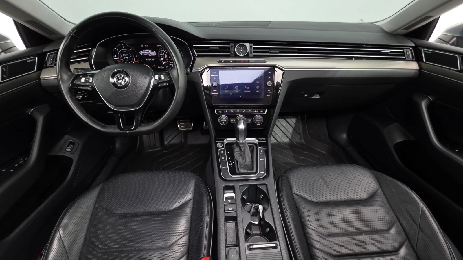 VW Arteon 2020* PRESTIGE* ОБДУХ* 360* DISTRONIK* КРАЙНА ЦЕНА, снимка 6 - Автомобили и джипове - 54817486