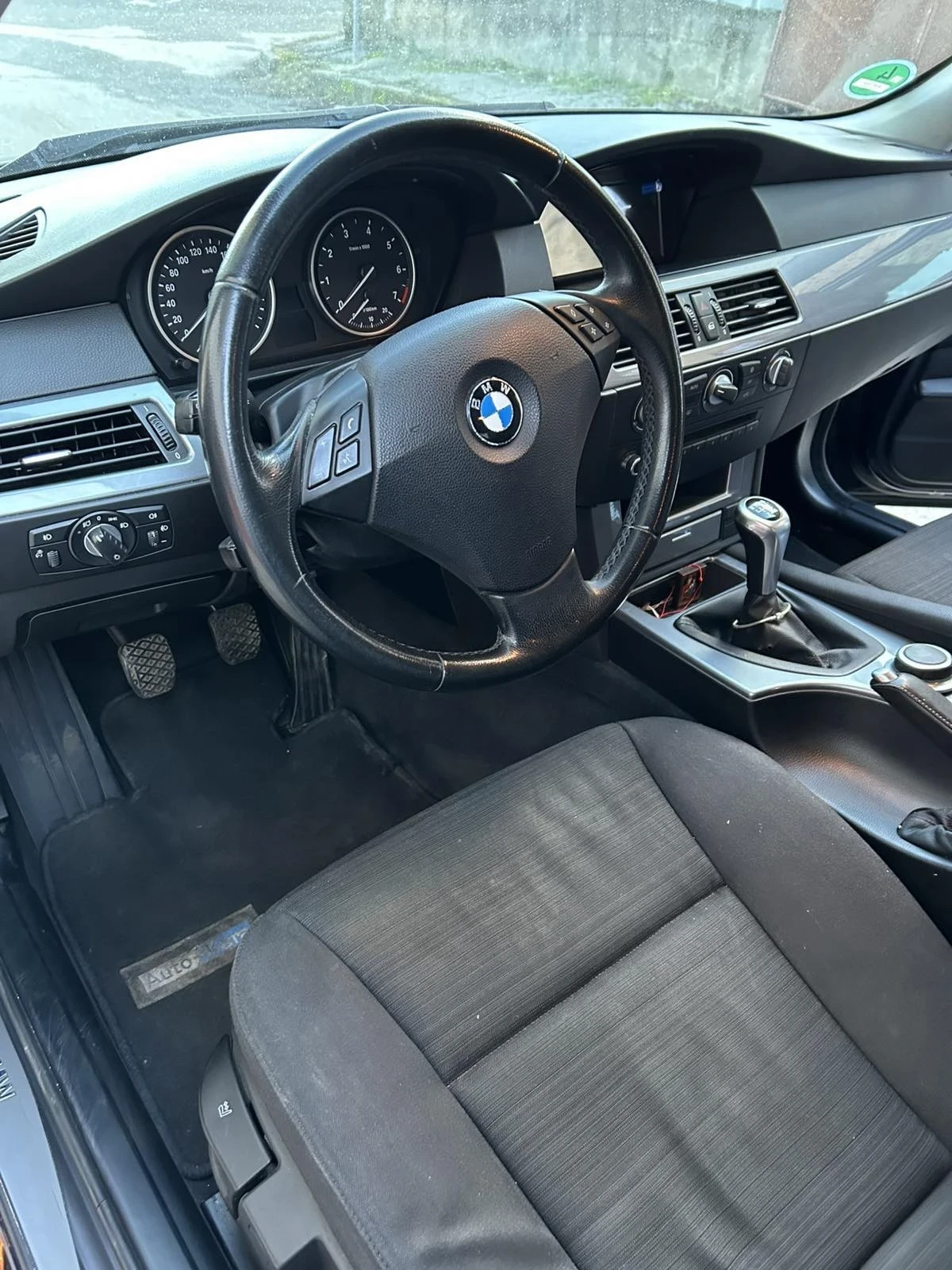 BMW 523, снимка 13 - Автомобили и джипове - 54817491