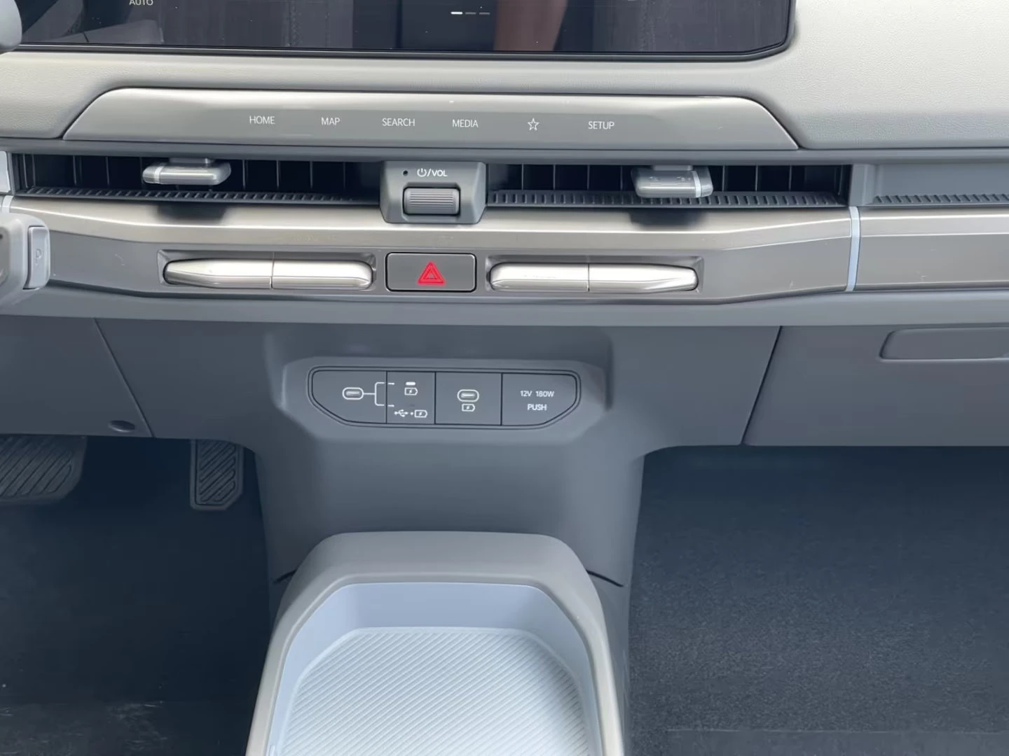 Kia EV3 AIR/204HP/NAVI/CAM/LED/KLESS/CARPLAY/ACC/473z, снимка 16 - Автомобили и джипове - 54838341