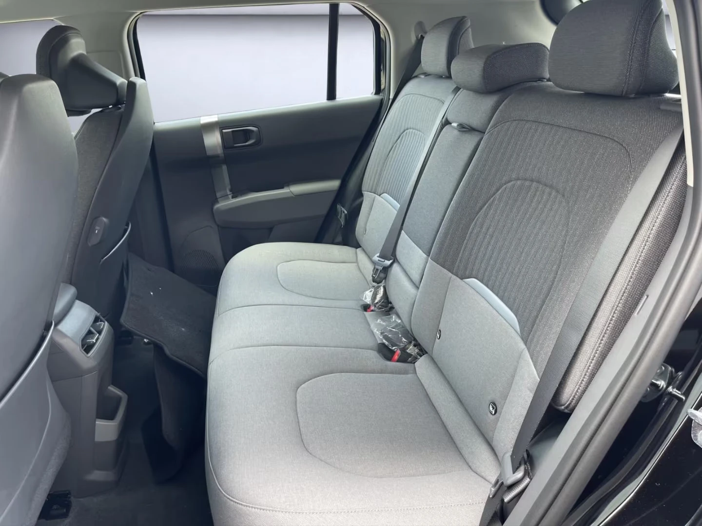 Kia EV3 AIR/204HP/NAVI/CAM/LED/KLESS/CARPLAY/ACC/473z, снимка 13 - Автомобили и джипове - 54838341