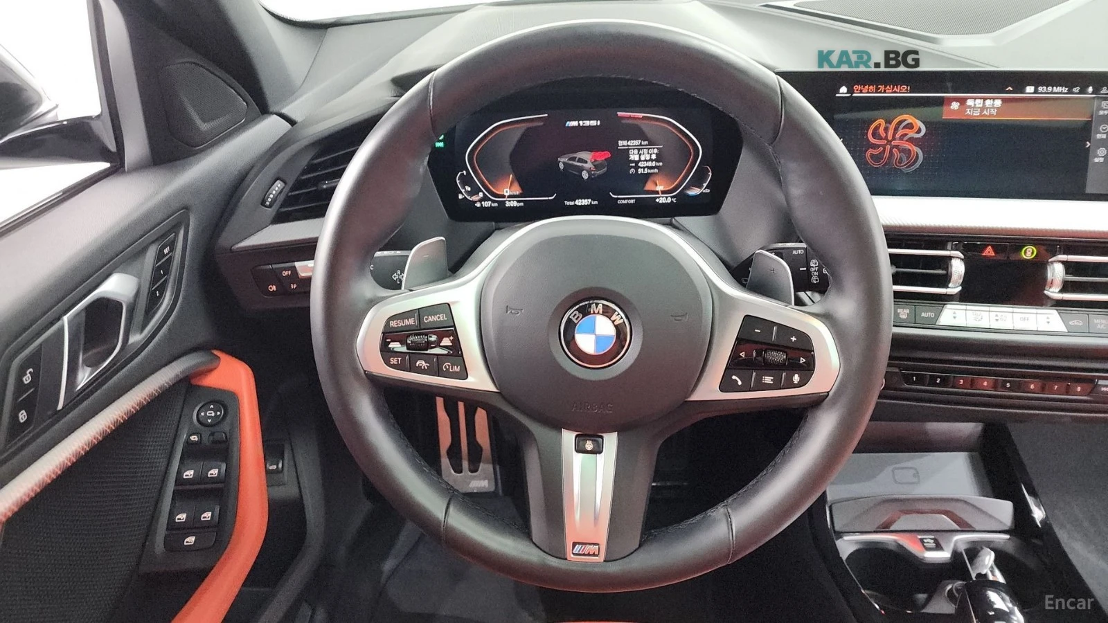 BMW M135 * M PACK* 360* Ambient Light* Head-up* PANO* , снимка 13 - Автомобили и джипове - 55062683