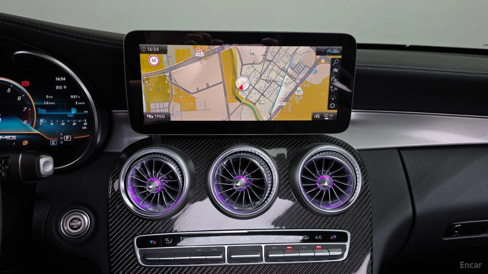 Mercedes-Benz C 63 AMG S Coupe* HUD* 360* КОЖА* ОБДУХВ* ПАНО* НАВИ, снимка 12 - Автомобили и джипове - 55445332