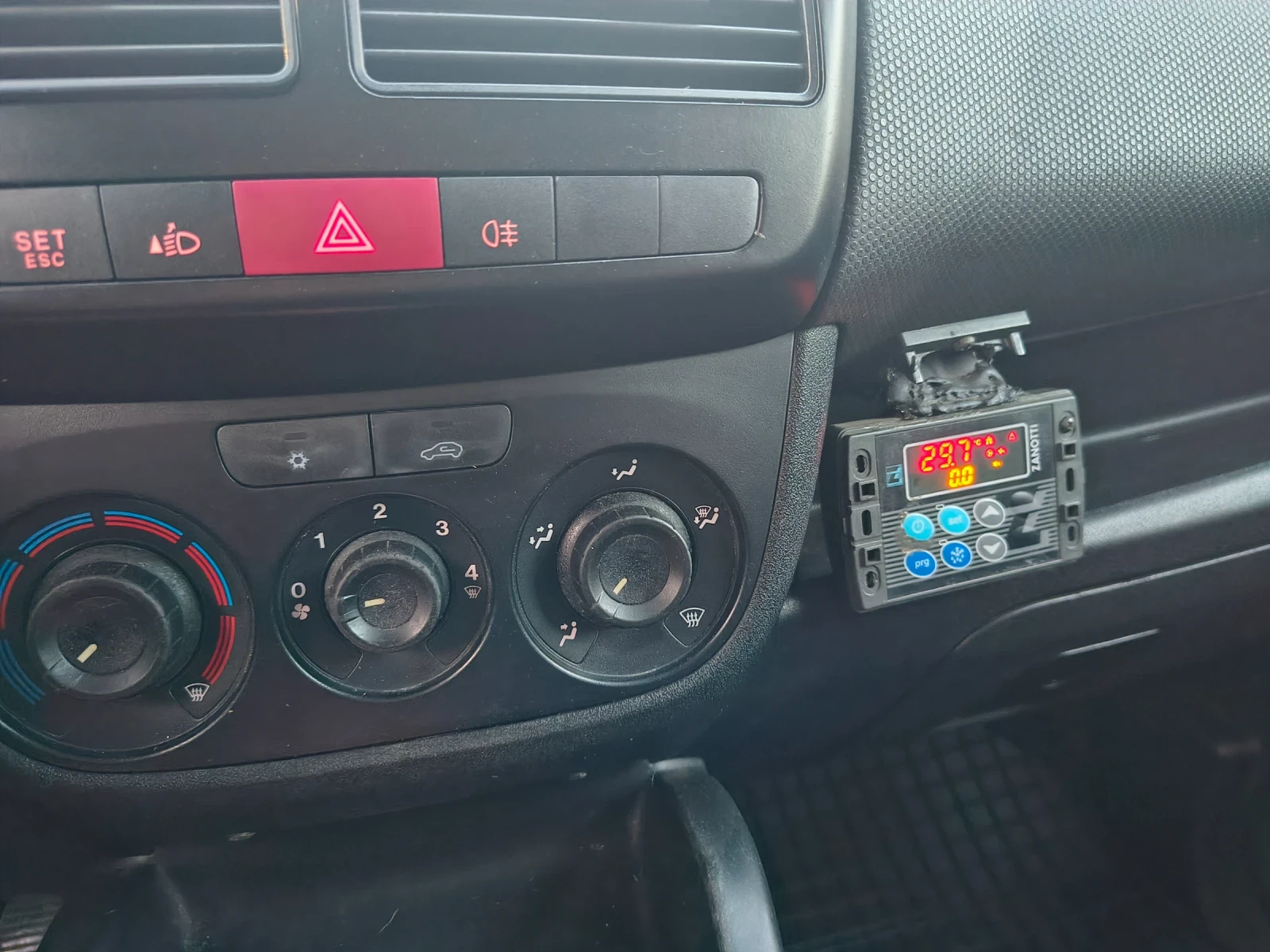 Fiat Doblo 1, 6d.105kc.хладилен220, снимка 7 - Автомобили и джипове - 55498864