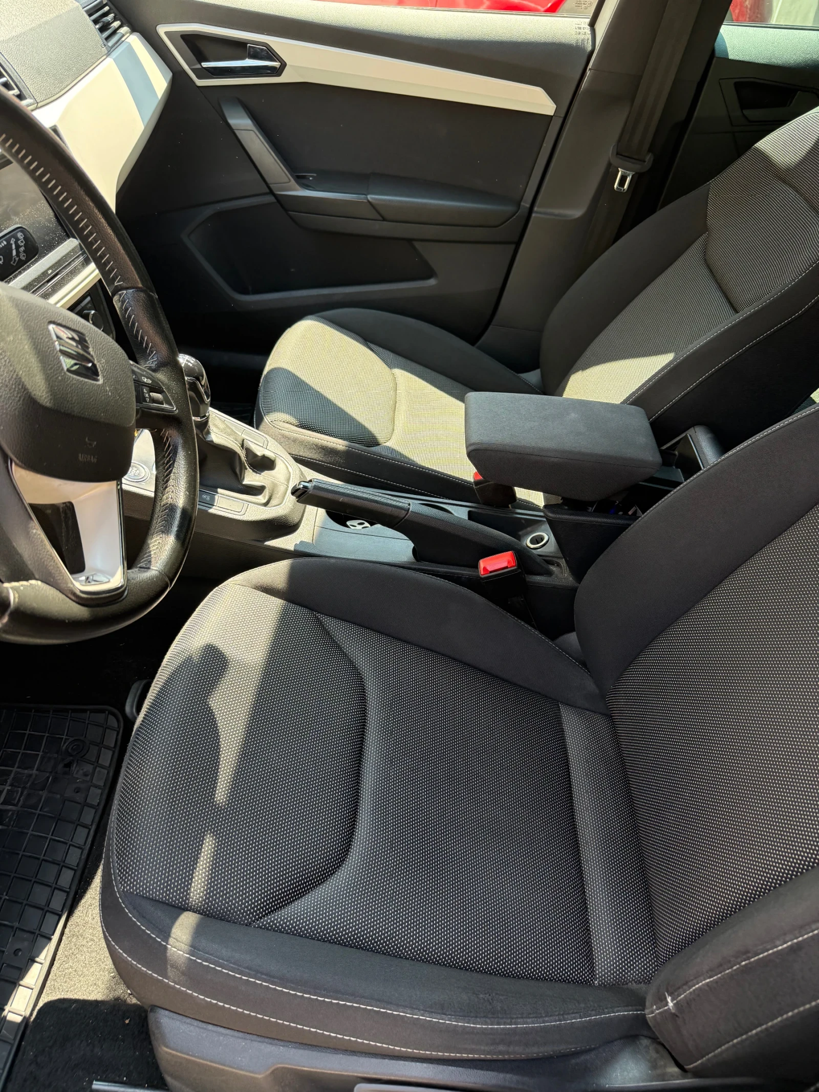 Seat Ibiza, снимка 8 - Автомобили и джипове - 55640674