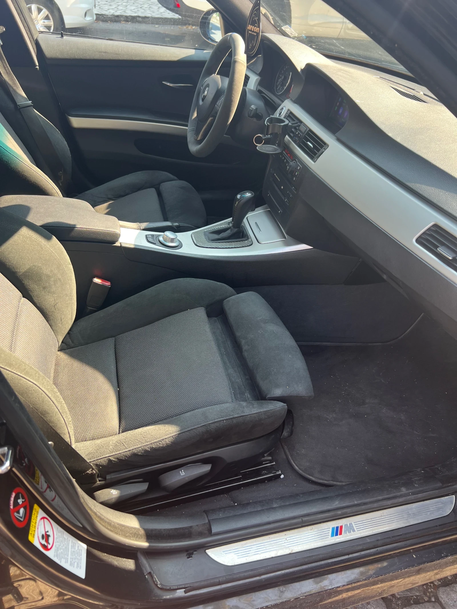 BMW 320 E90 2.0D, снимка 11 - Автомобили и джипове - 55837528