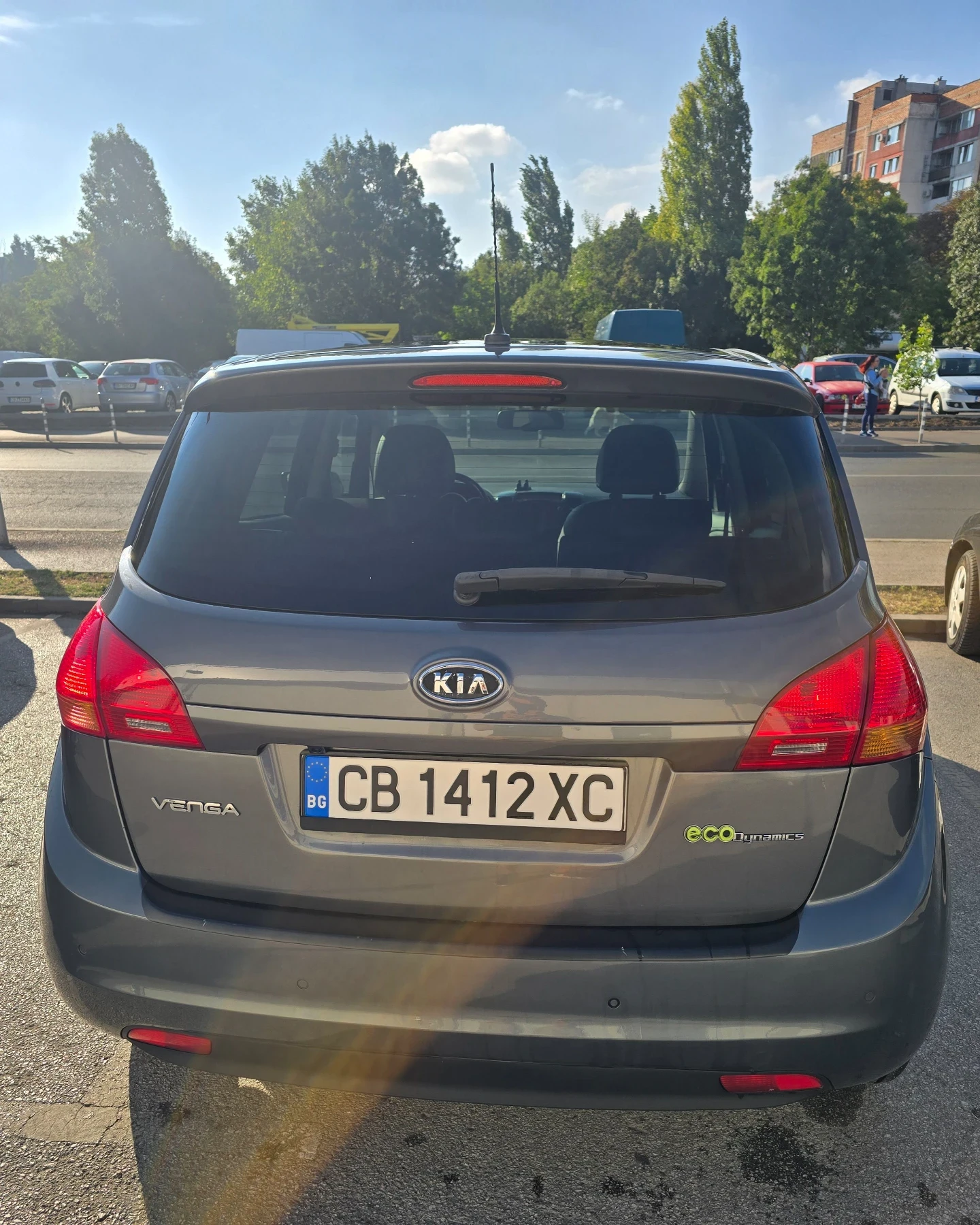 Kia Venga 1.6 i, снимка 3 - Автомобили и джипове - 56065709