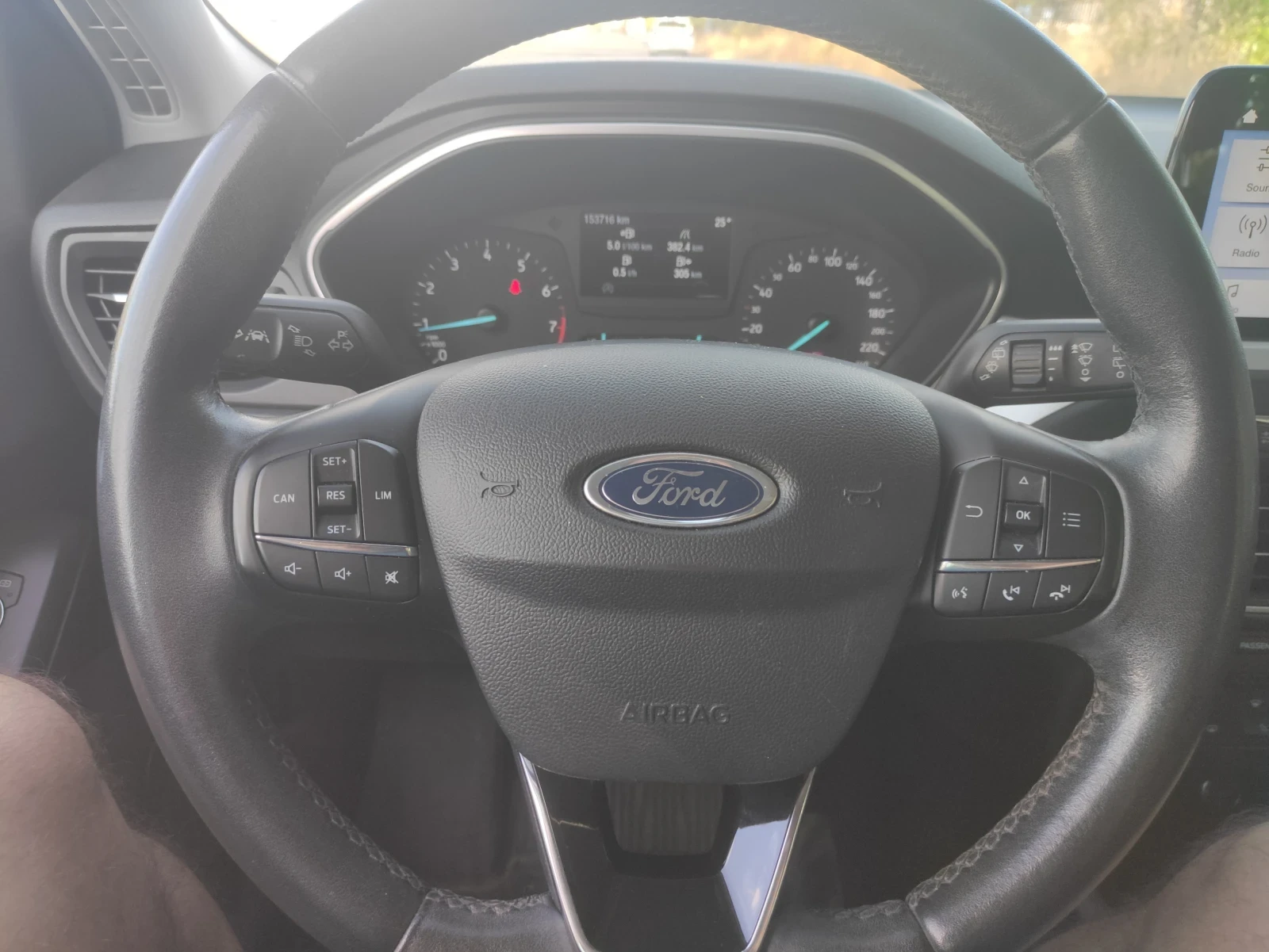 Ford Focus 1.0 Ecoboost 125 к.с. от Мото Пфое, снимка 9 - Автомобили и джипове - 56105634