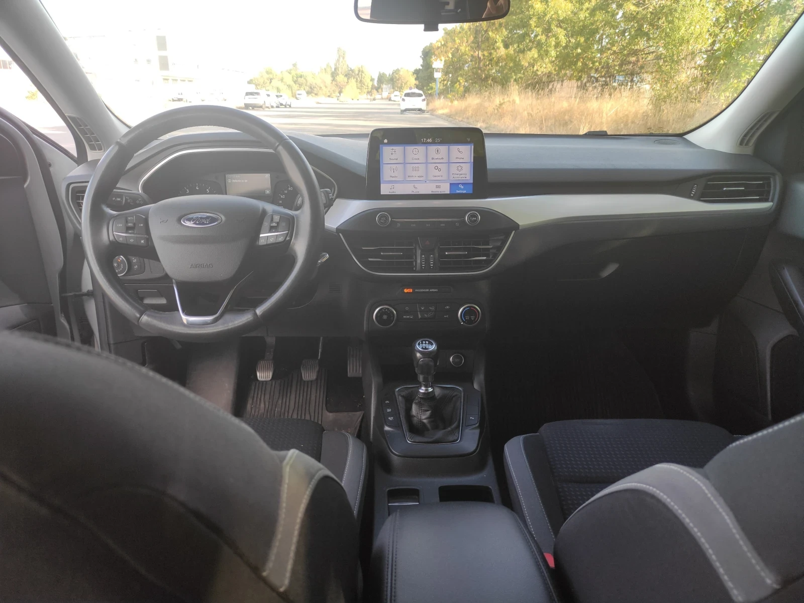 Ford Focus 1.0 Ecoboost 125 к.с. от Мото Пфое, снимка 8 - Автомобили и джипове - 56105634