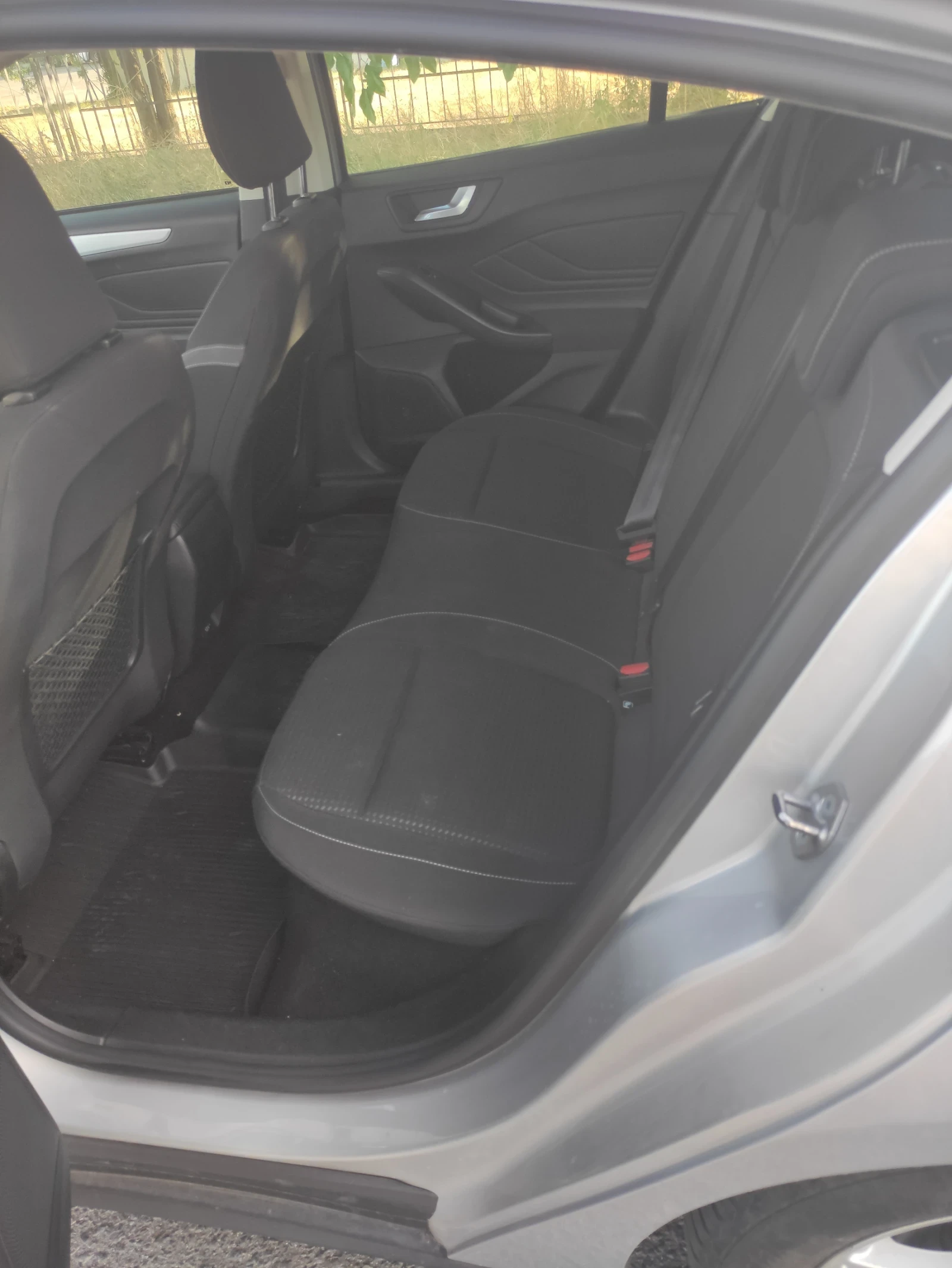 Ford Focus 1.0 Ecoboost 125 к.с. от Мото Пфое, снимка 7 - Автомобили и джипове - 56105634