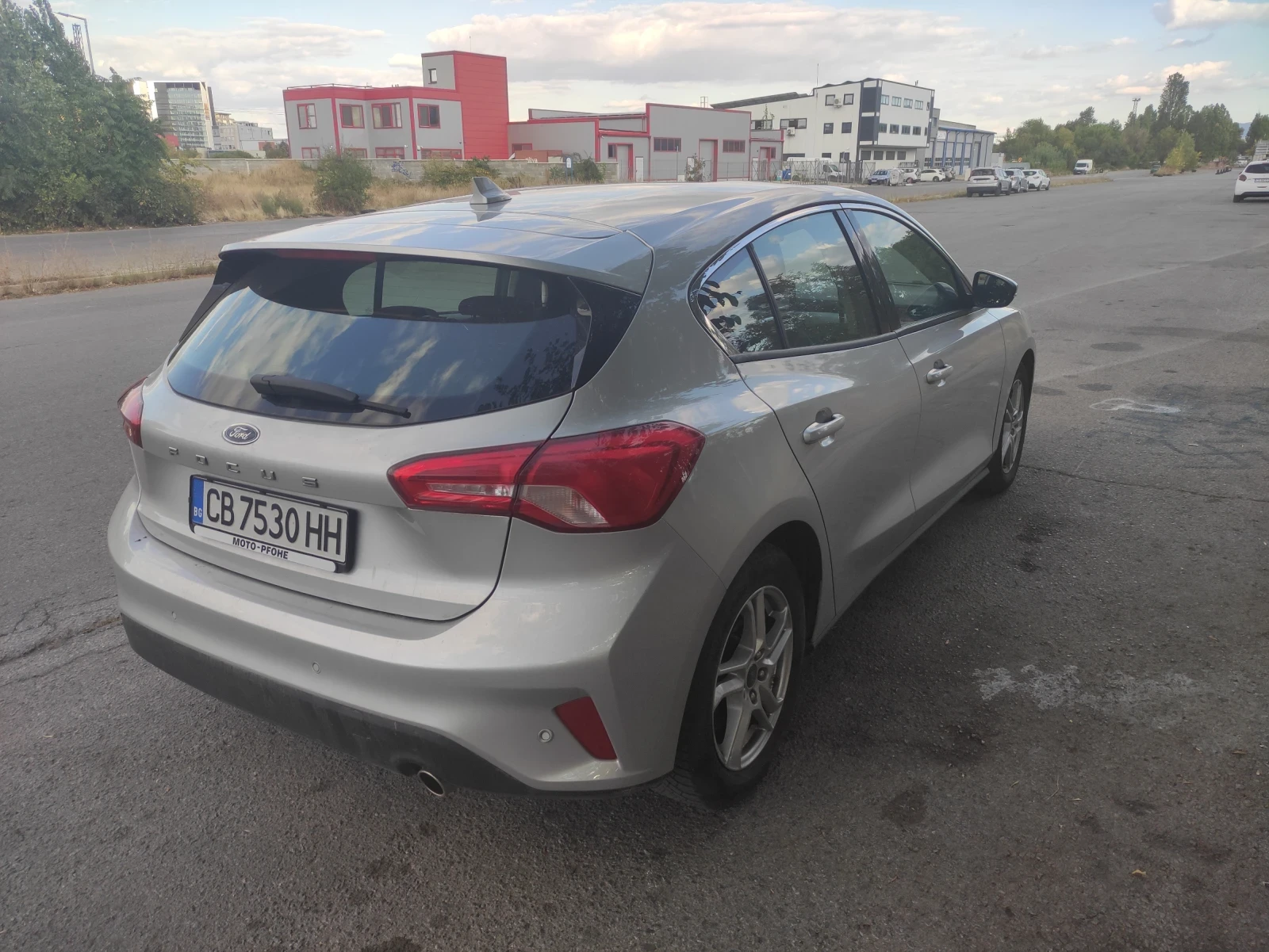 Ford Focus 1.0 Ecoboost 125 к.с. от Мото Пфое, снимка 4 - Автомобили и джипове - 56105634