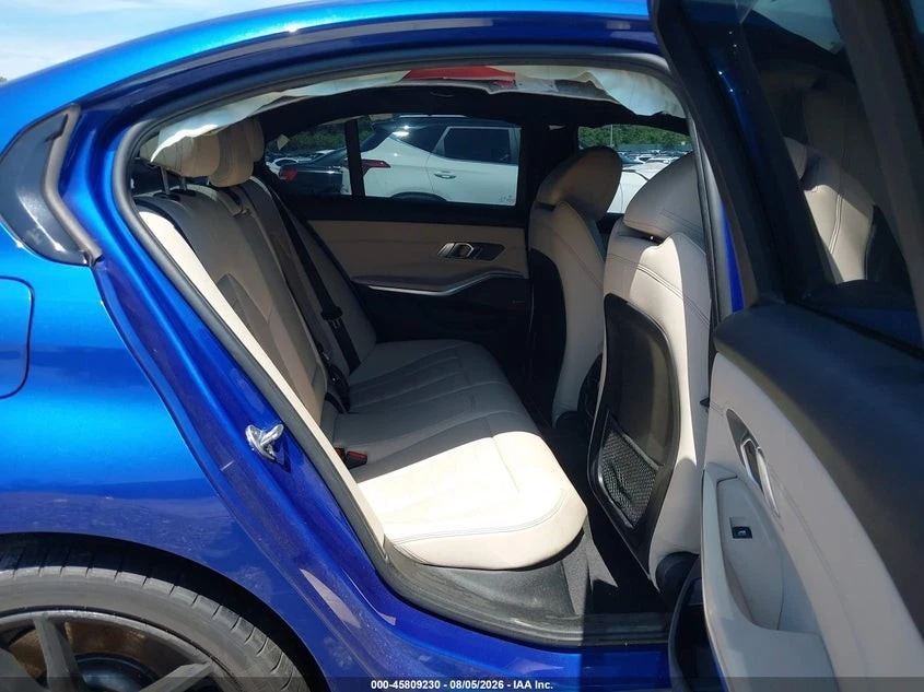 BMW 340 M340i* xDrive* HARMAN KARDON* ПОДГРЕВ* ШИБИДАХ* , снимка 9 - Автомобили и джипове - 56127282