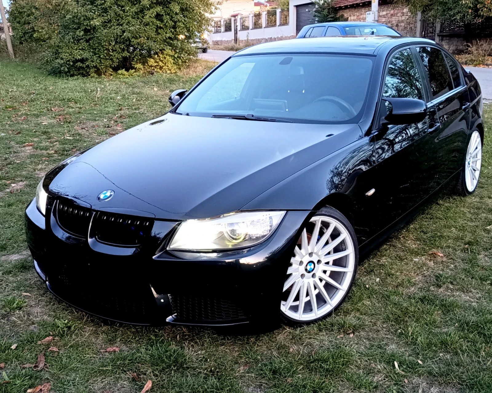 BMW 320 d Automat FACE Mpacket Xenon 