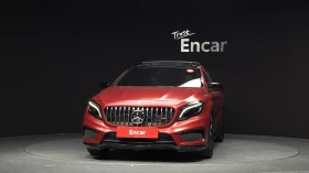 Mercedes-Benz GLA 45 AMG FULL WRAP* HEAD-UP* CARPLAY* CARBON* КРАЙНА ЦЕНА, снимка 2