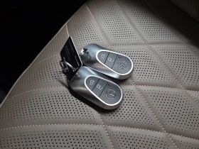 Mercedes-Benz EQE * 350 * CARFAX * Един собственик * Без инциденти *, снимка 11