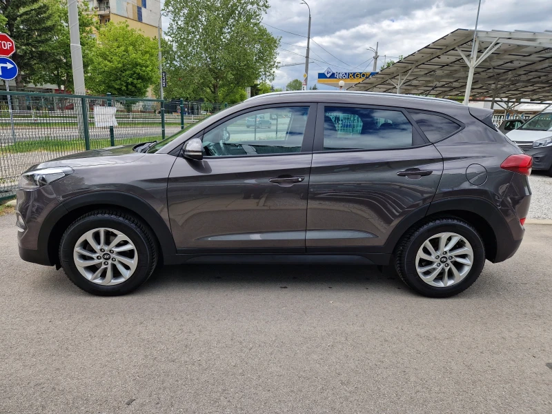 Hyundai Tucson 1.7CRDI EURO 6B, снимка 5 - Автомобили и джипове - 50449154
