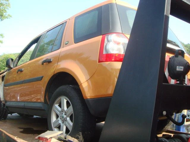 Land Rover Freelander 2.2TD4, снимка 2 - Автомобили и джипове - 46834238