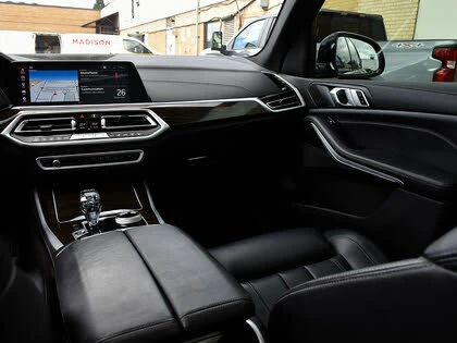 BMW X5 * АВТО КРЕДИТ* ЦЕНА ДО БГ * Сервизна история *  - изображение 10