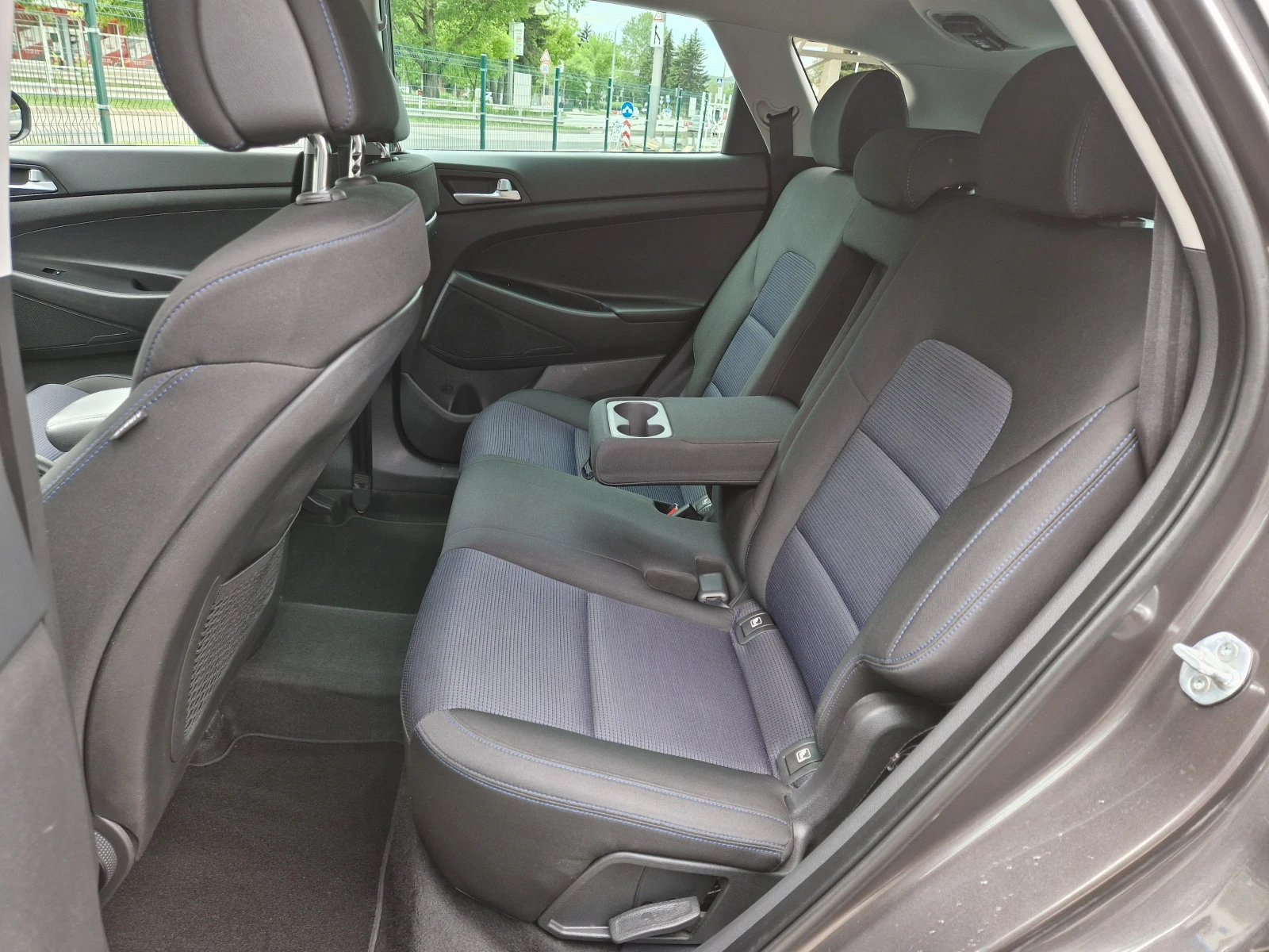 Hyundai Tucson 1.7CRDI EURO 6B | Mobile.bg   11