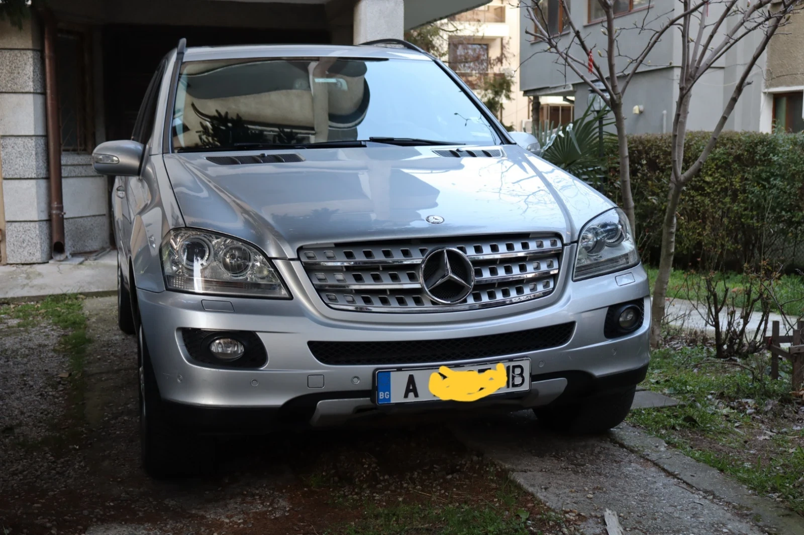 Mercedes-Benz ML 320, снимка 3 - Автомобили и джипове - 53845147