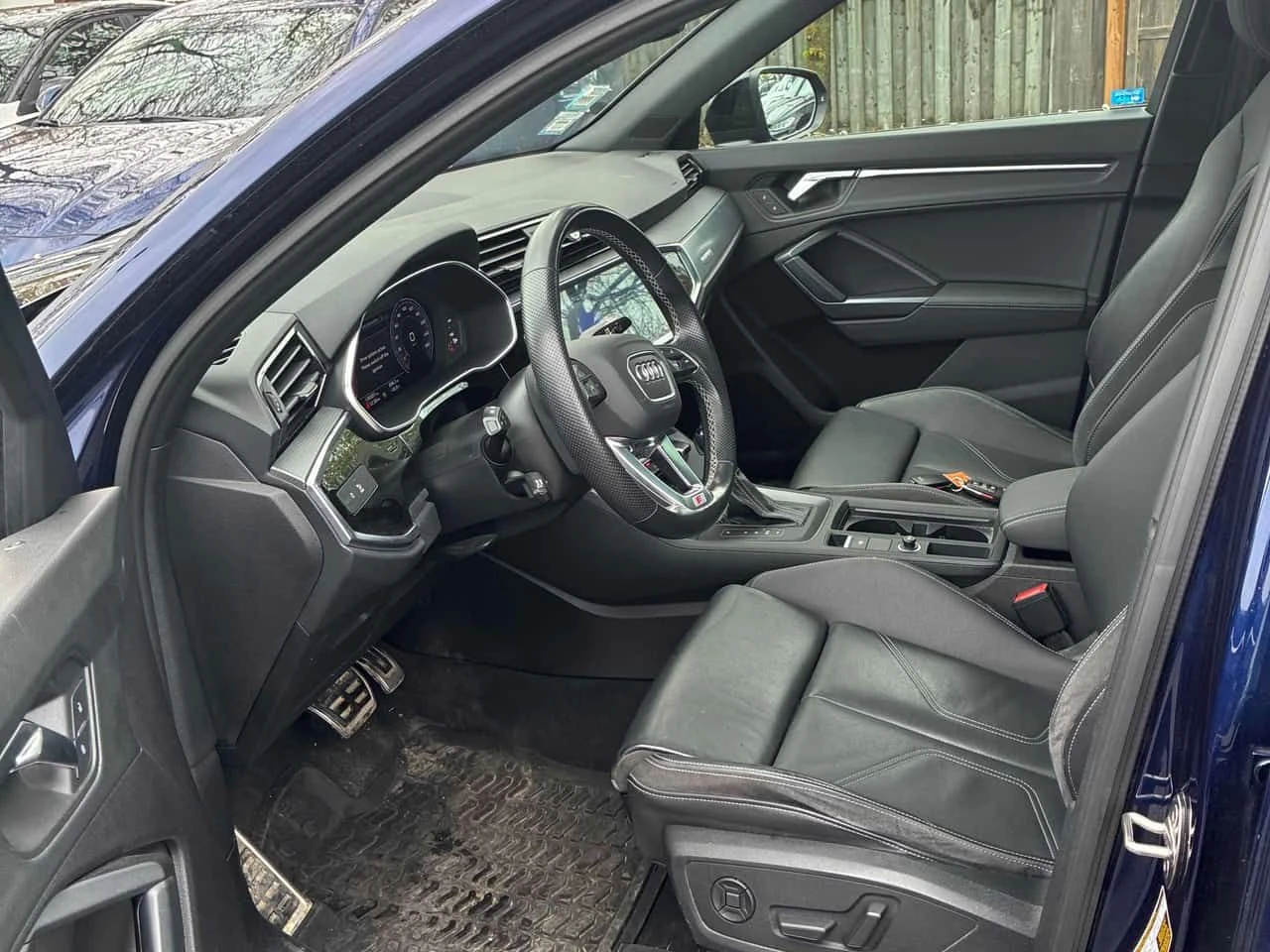 Audi Q3 Progressiv/ПАНОРАМА/ПОДГРЕВИ, снимка 7 - Автомобили и джипове - 54457802