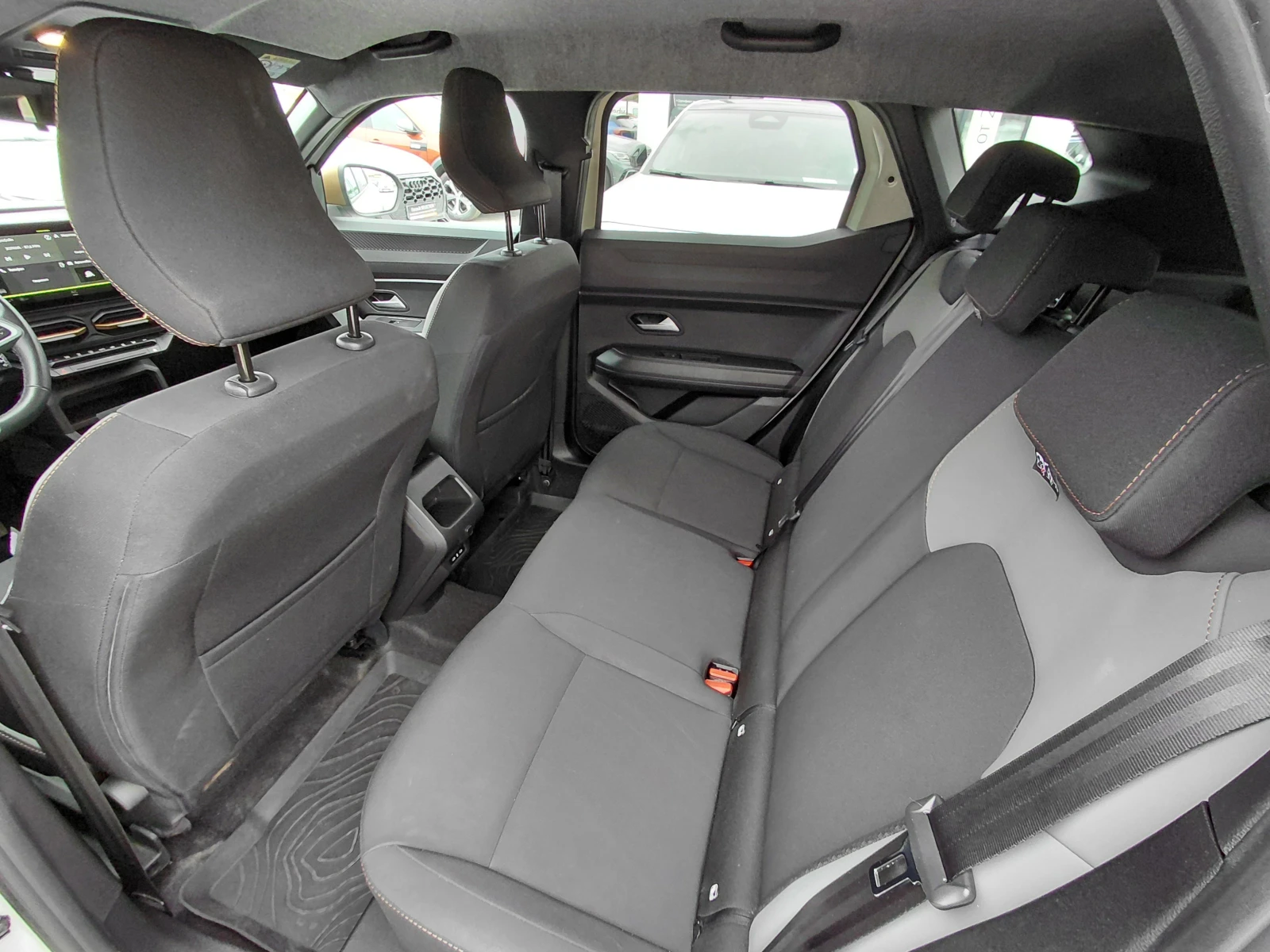 Dacia Duster 1.2TCe/130�.�/4x4/Journey | Mobile.bg � ����������� 17