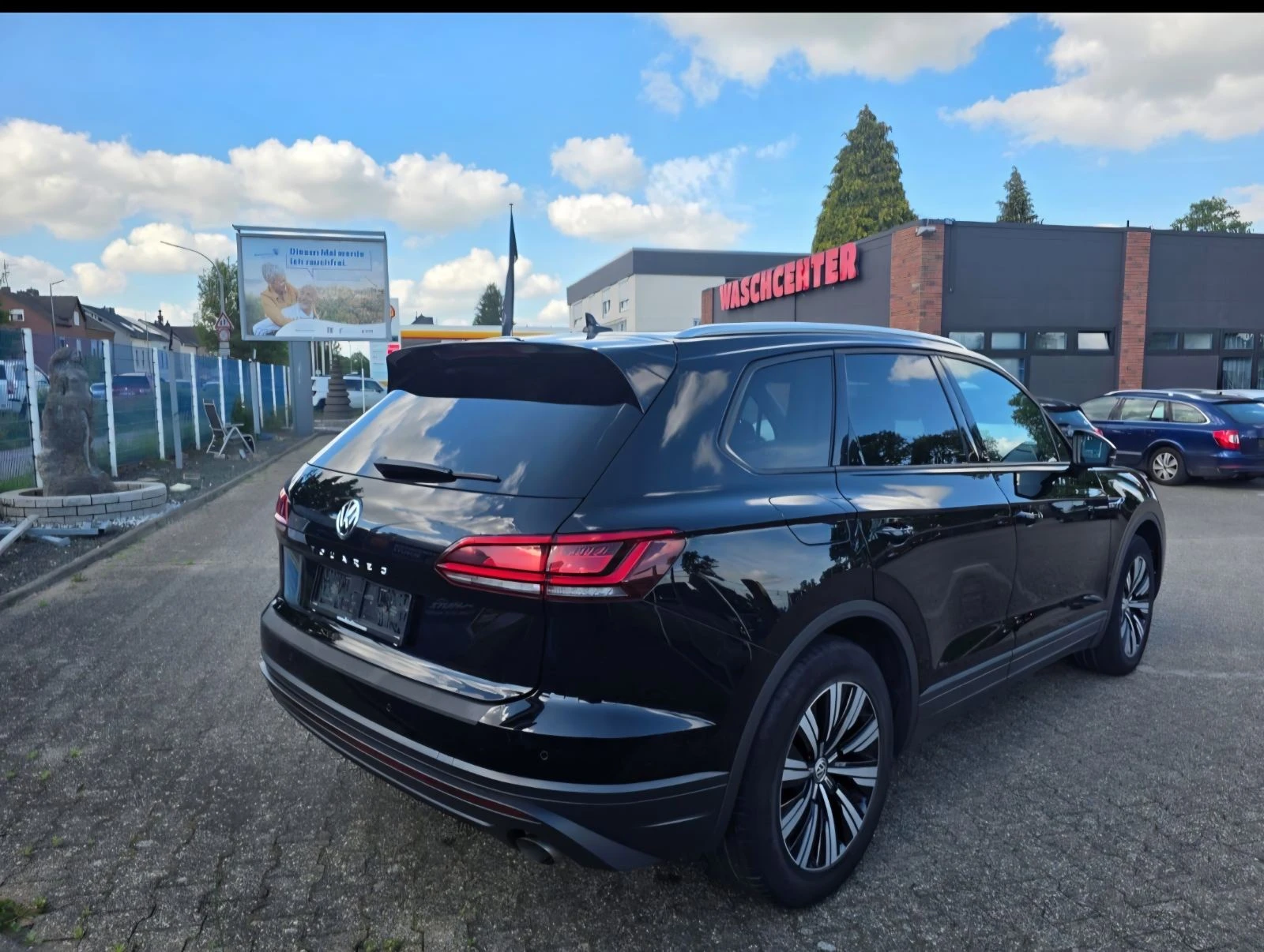VW Touareg Сервизна история в Германия!!! Pano 4Motion, снимка 5 - Автомобили и джипове - 54771440