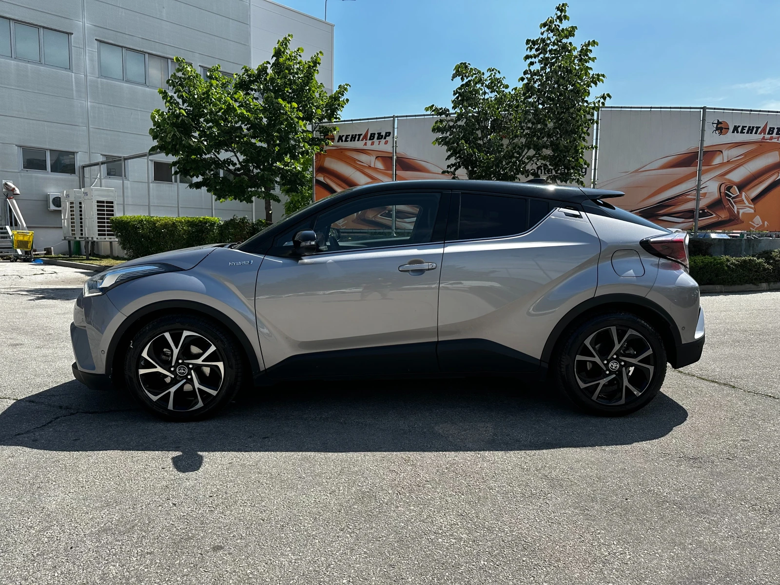 Toyota C-HR Graphic/Кожа/JBL/ГАРАНЦИЯ, снимка 2 - Автомобили и джипове - 54735021