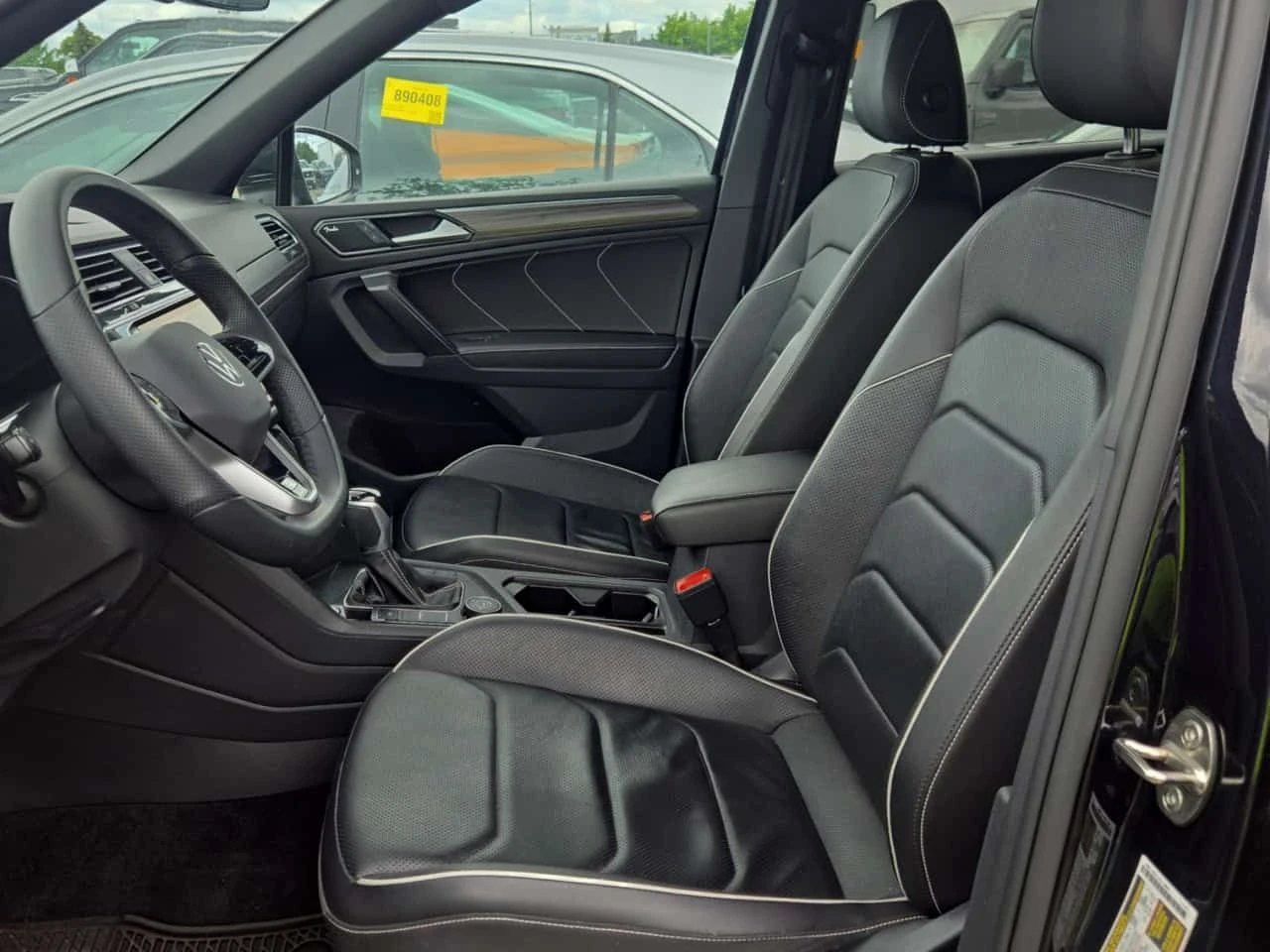 VW Tiguan SEL R LINE/CARFAX/ФИНАНСИРАНЕ, снимка 6 - Автомобили и джипове - 54941709