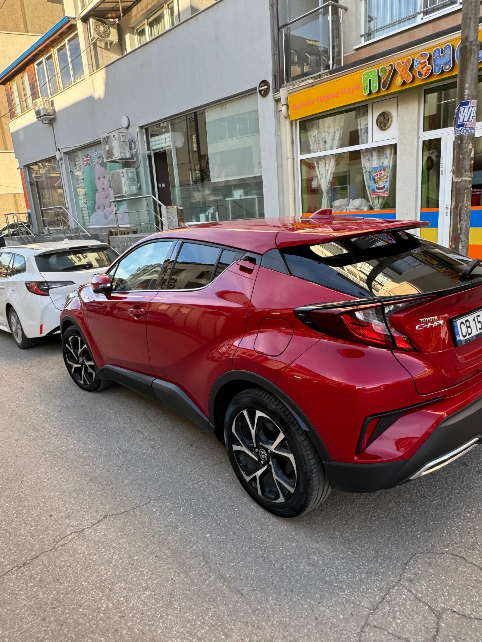 Toyota C-HR, снимка 4 - Автомобили и джипове - 56120160