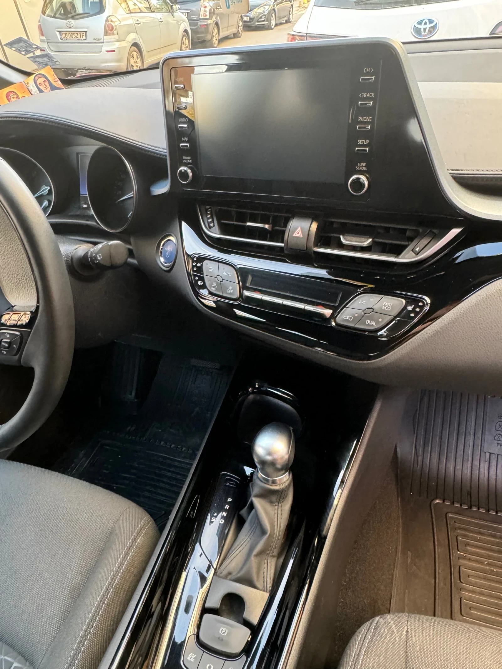 Toyota C-HR, снимка 9 - Автомобили и джипове - 56120160