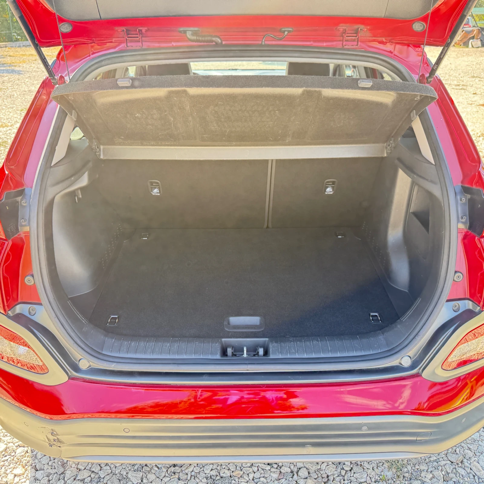 Hyundai Kona 64kwh 81000km, снимка 13 - Автомобили и джипове - 56295213
