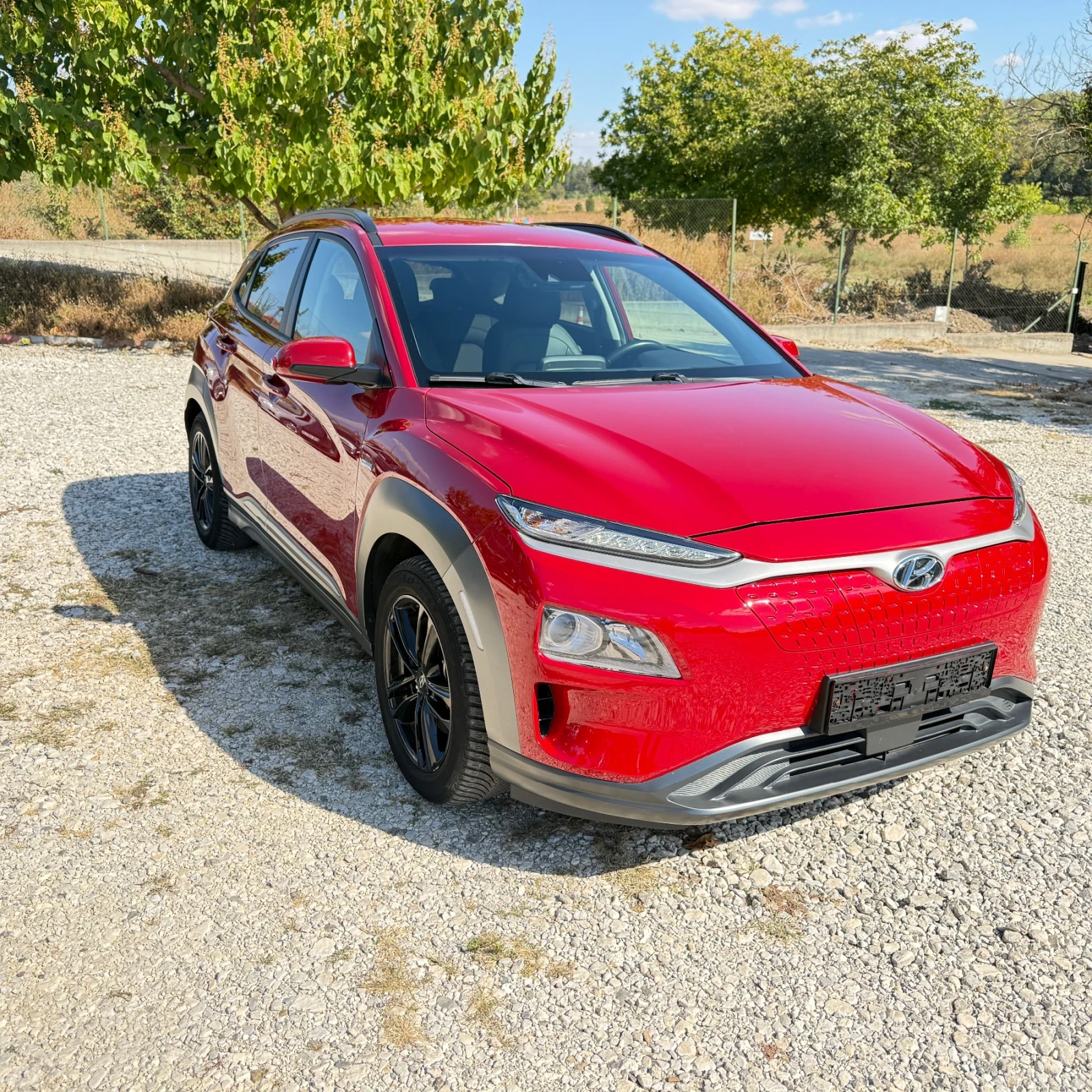Hyundai Kona 64kwh 81000km, снимка 3 - Автомобили и джипове - 56295213