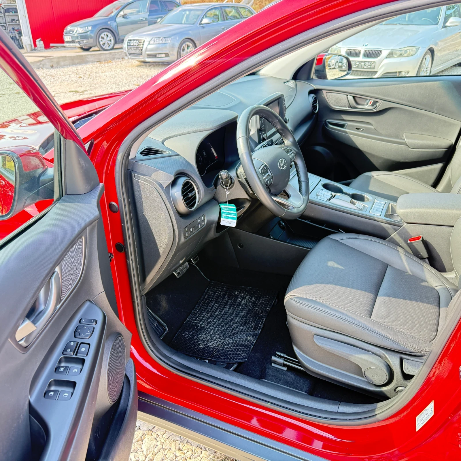 Hyundai Kona 64kwh 81000km, снимка 12 - Автомобили и джипове - 56295213