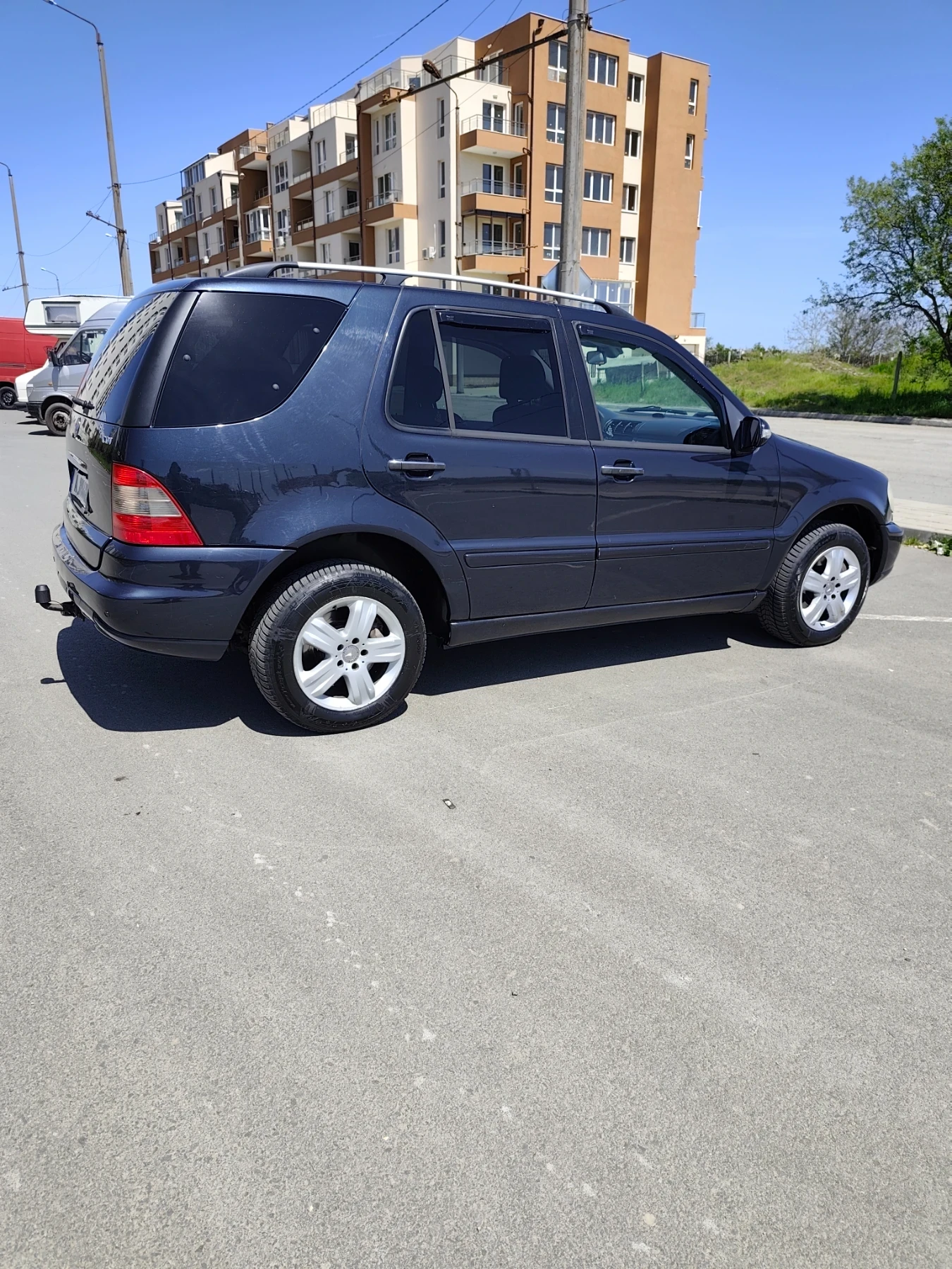 Mercedes-Benz ML 270, снимка 3 - Автомобили и джипове - 56641545