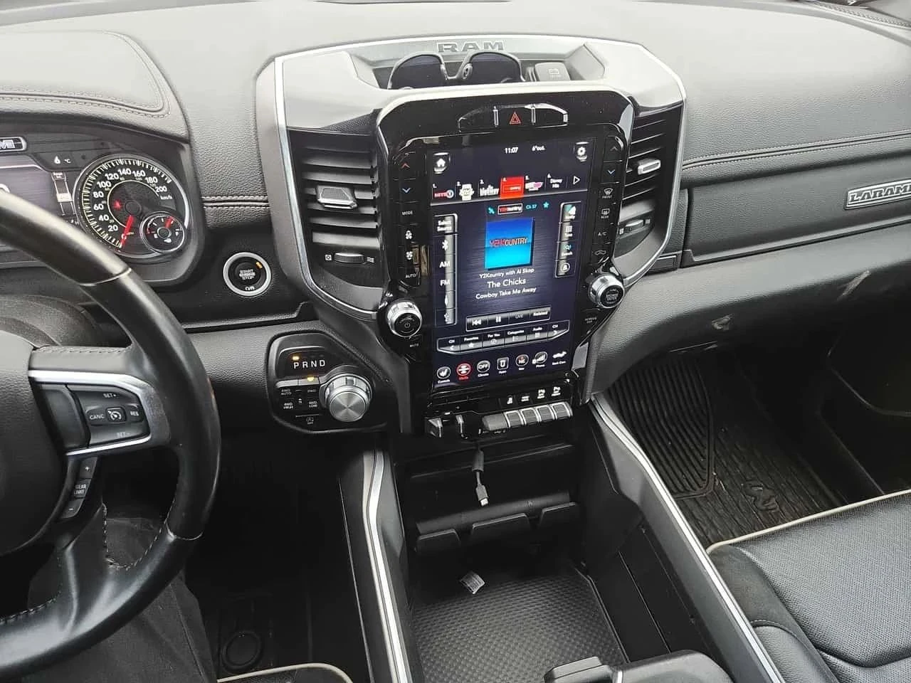 Dodge RAM 1500, снимка 9 - Автомобили и джипове - 56688579