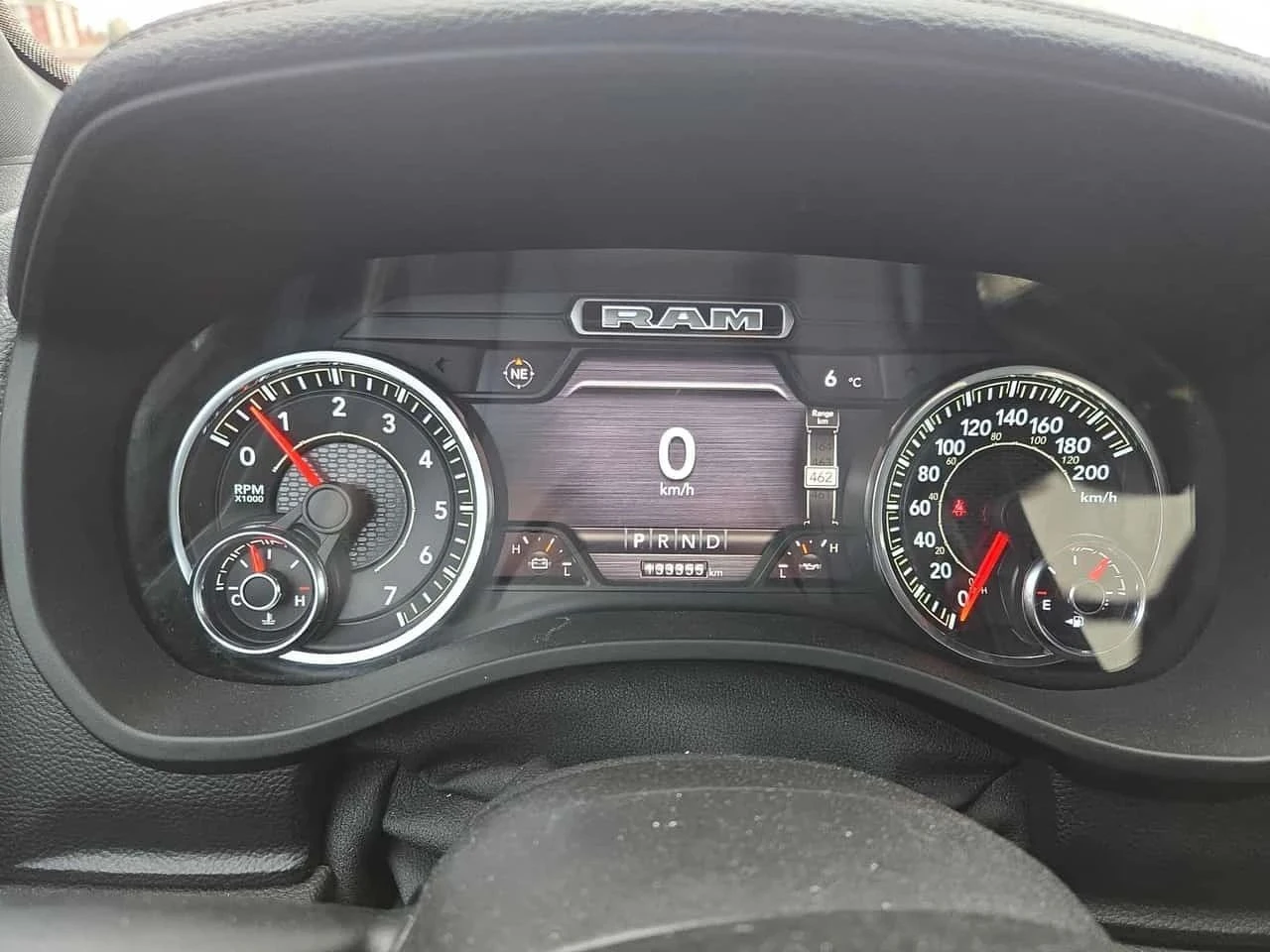 Dodge RAM 1500, снимка 8 - Автомобили и джипове - 56688579