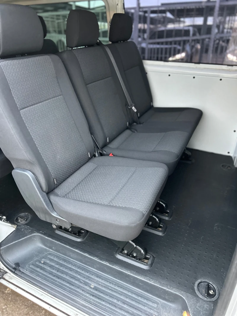 VW T5 Transporter 2.0tdi 140, снимка 12 - Бусове и автобуси - 53047576