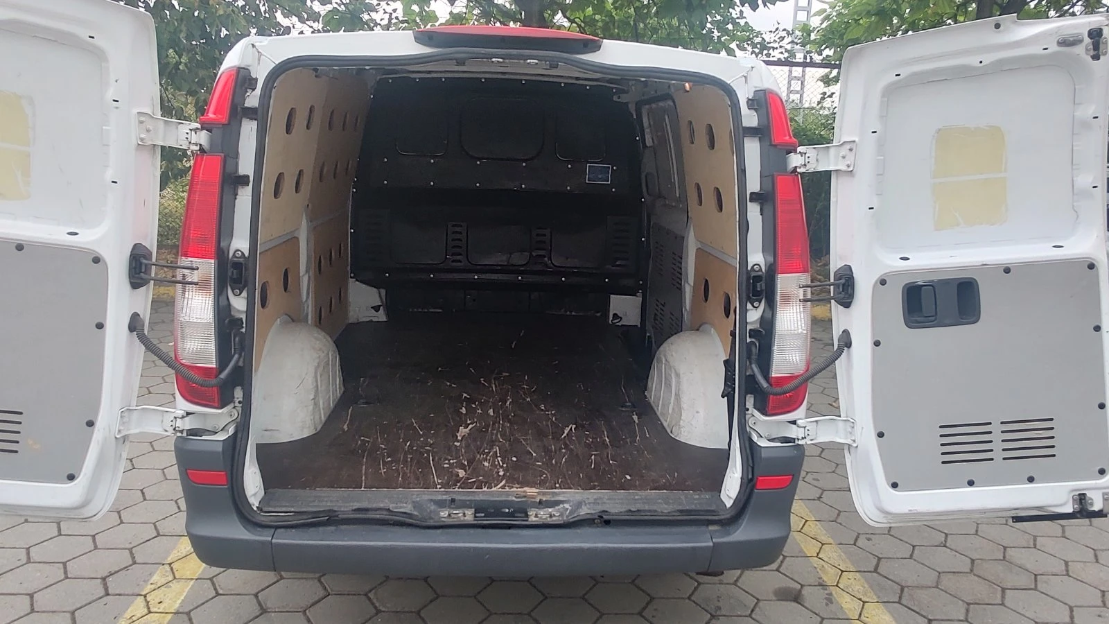 Mercedes-Benz Vito 110C - изображение 9