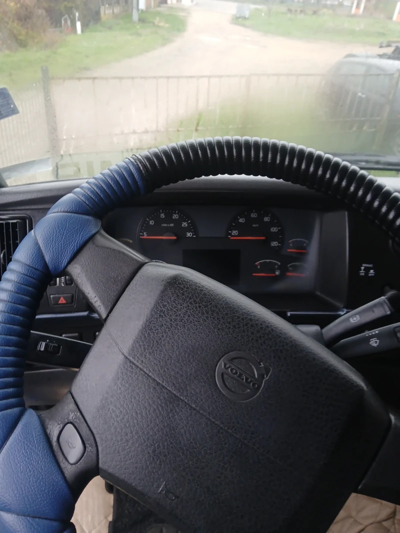 Volvo Fh, снимка 10 - Камиони - 51836067