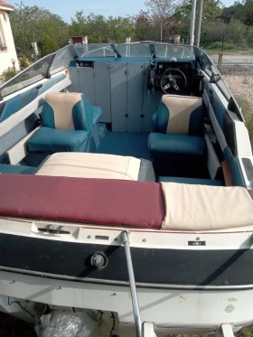 Моторна яхта Bayliner CAPRI 2100, снимка 15 - Воден транспорт - 49512435