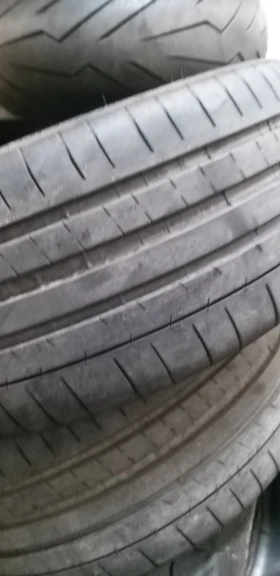 Гуми Летни 245/35R19, снимка 10