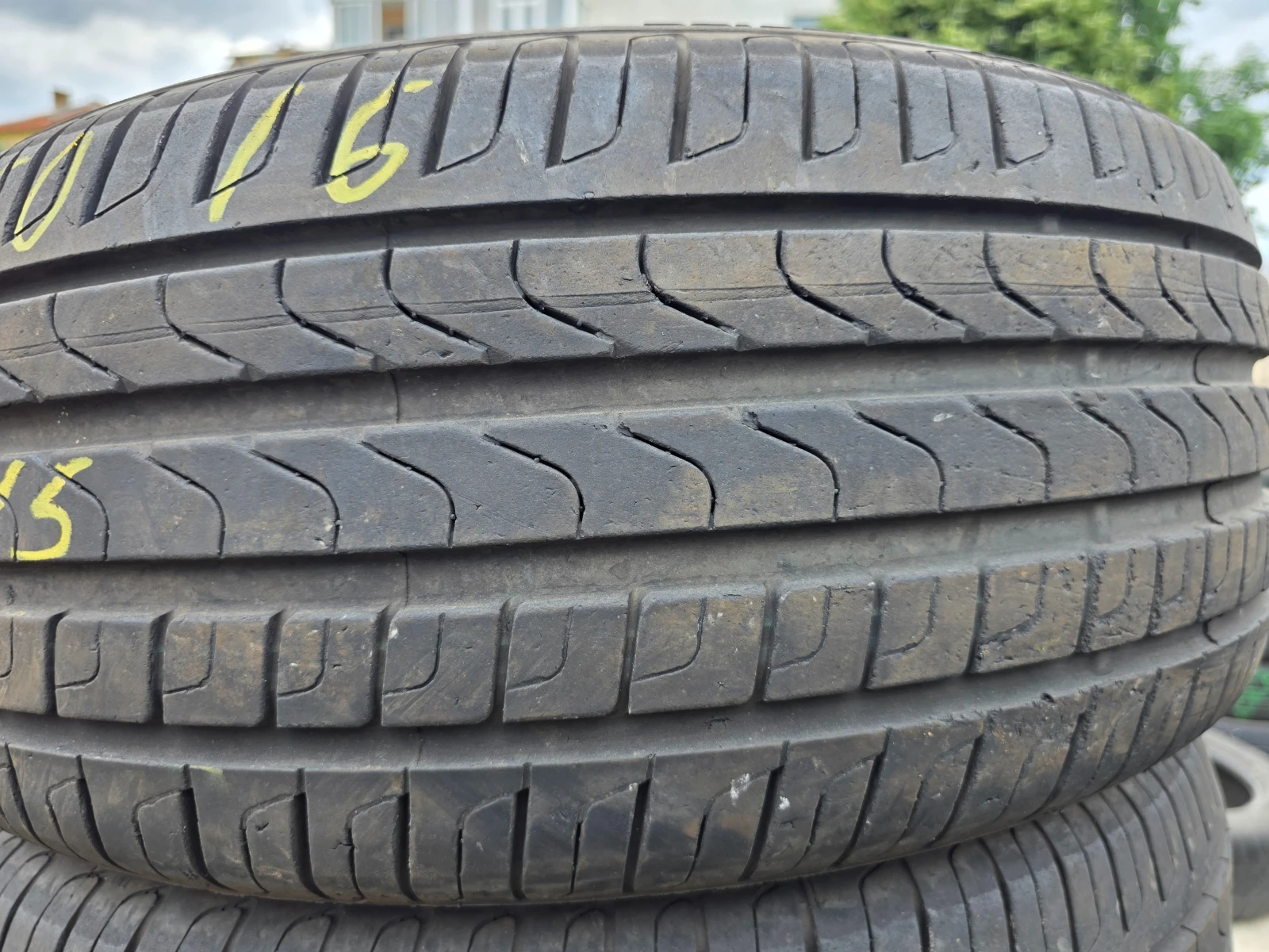 Гуми Летни 255/50R16, снимка 2 - Гуми и джанти - 55272462