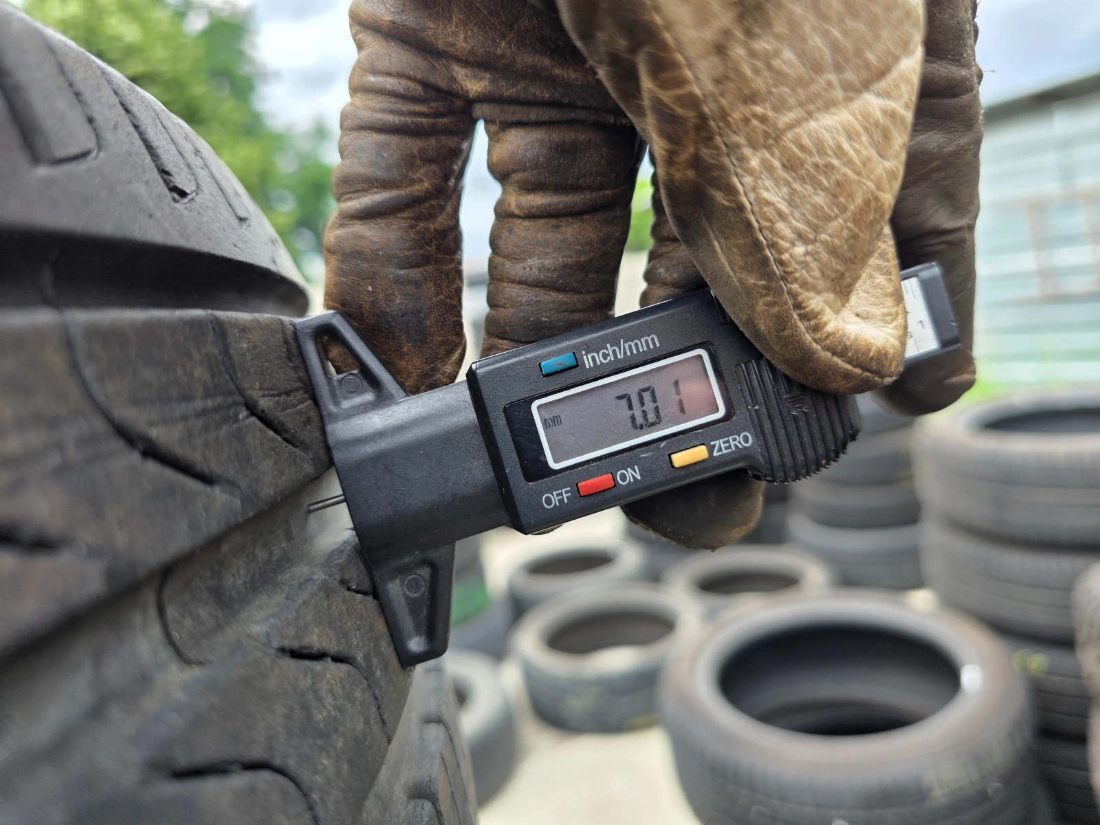 Гуми Летни 255/50R16, снимка 8 - Гуми и джанти - 55272462