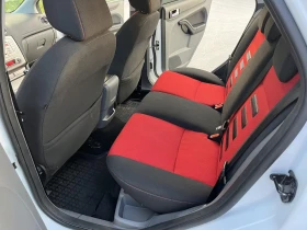 Ford Focus 1.6i 116кс ГАЗОВ ИНЖЕКЦИОН КЛИМАТРОНИК, снимка 9
