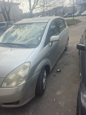 Toyota Corolla verso, снимка 1