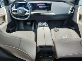 BMW iX XDRIVE50| HARMAN KARDON| PANO| ОБДУХВАНЕ| 2 КЛЮЧА|, снимка 8