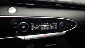 Genesis GV70 Signature Design Selection I, Panoramic sunroof, снимка 17