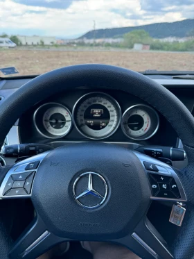 Mercedes-Benz E 200 - 18000 лв. - 77194804 17