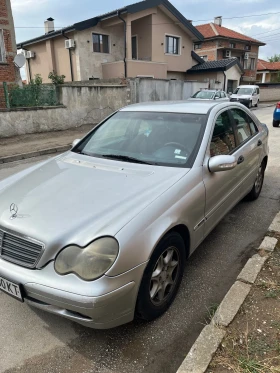     Mercedes-Benz C 220