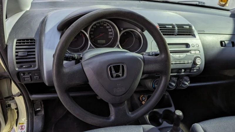 Honda Jazz 1.4 83кс, снимка 3 - Автомобили и джипове - 47191269